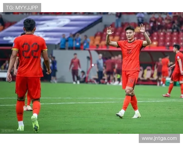 伊万回应被骂骗子质疑称少有我这样履历辉煌拿十三冠的名帅来执教中国足球 伊万回应被骂骗子质疑称少有我这样履历辉煌拿十三冠的名帅来执教中国足球