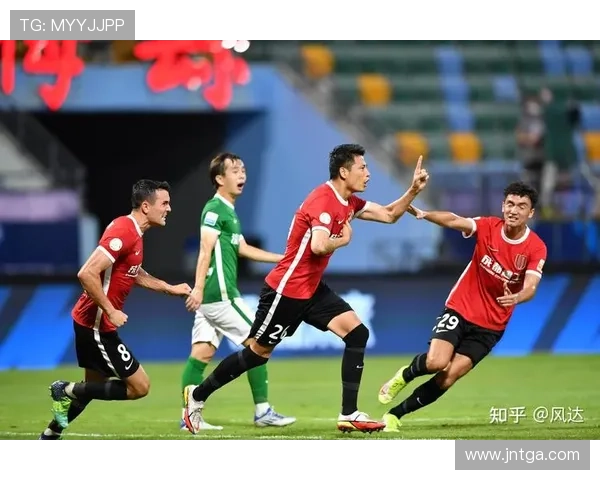 西海岸赛前蓉城实力强劲 期待明日精彩对决展现风采